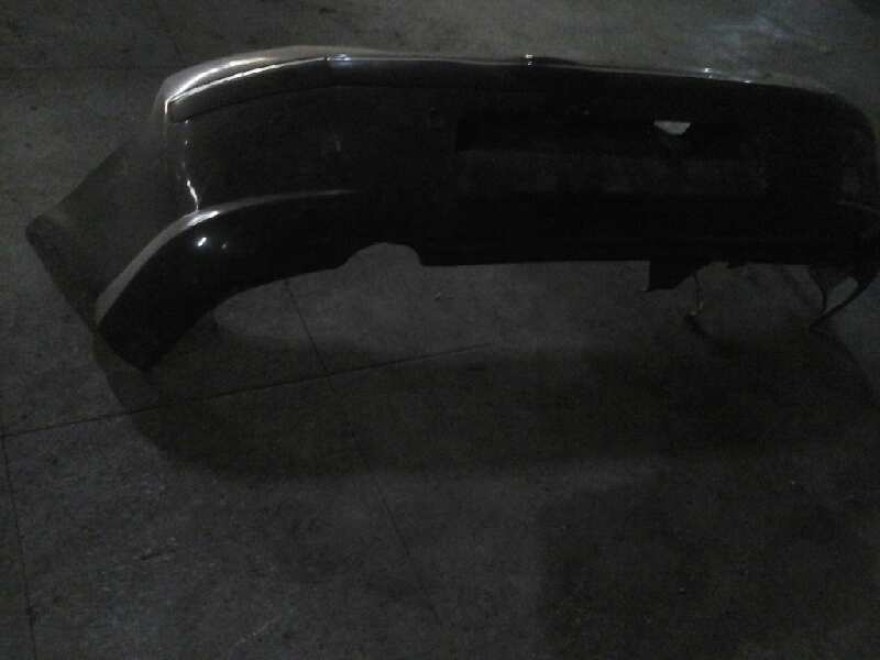 PARAGOLPES TRASERO