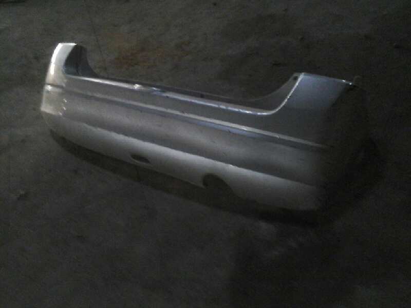 PARAGOLPES TRASERO