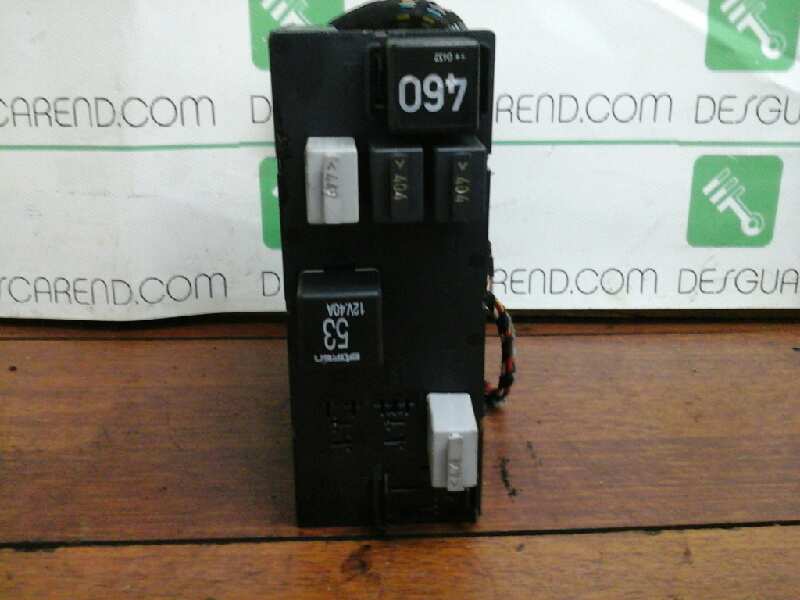 CAJA RELES / FUSIBLES