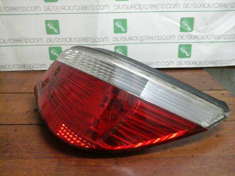 PILOTO TRASERO DERECHO