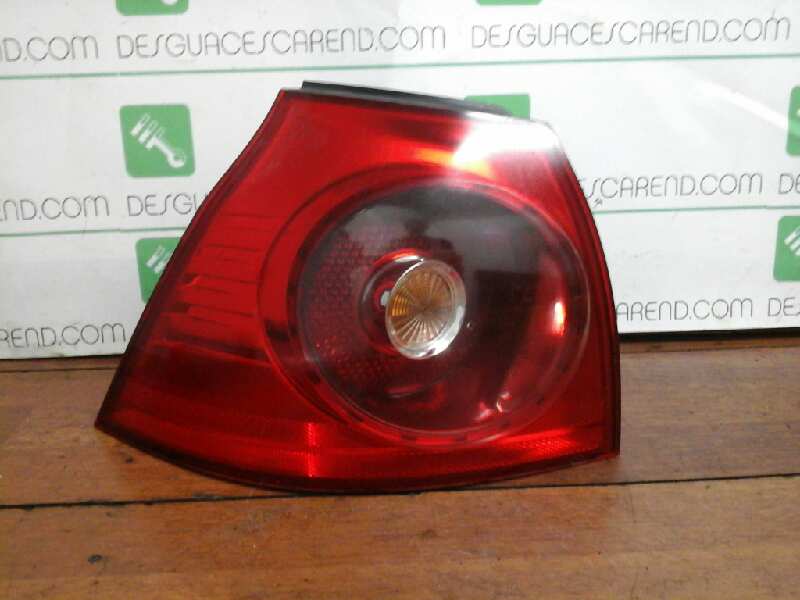 PILOTO TRASERO IZQUIERDO