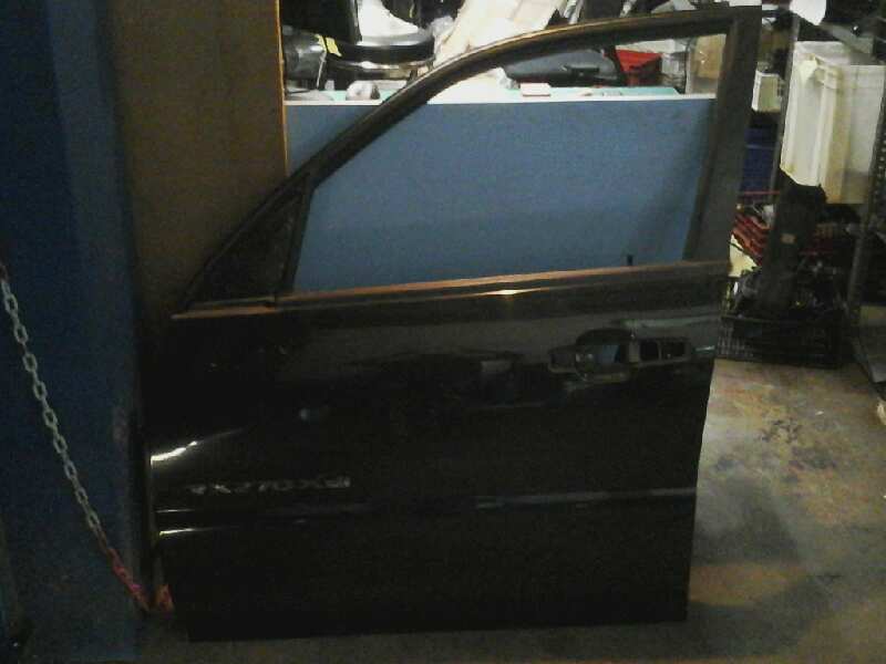 PUERTA DELANTERA IZQUIERDA