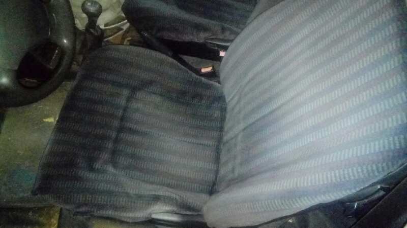 ASIENTO DELANTERO IZQUIERDO