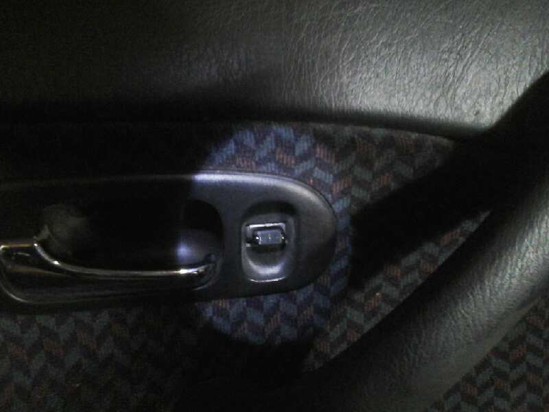 MANDO ELEVALUNAS TRASERO IZQUIERDO