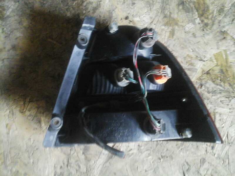 PILOTO TRASERO IZQUIERDO