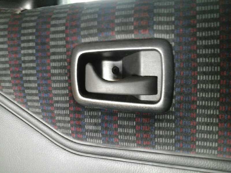 MANETA INTERIOR DELANTERA DERECHA