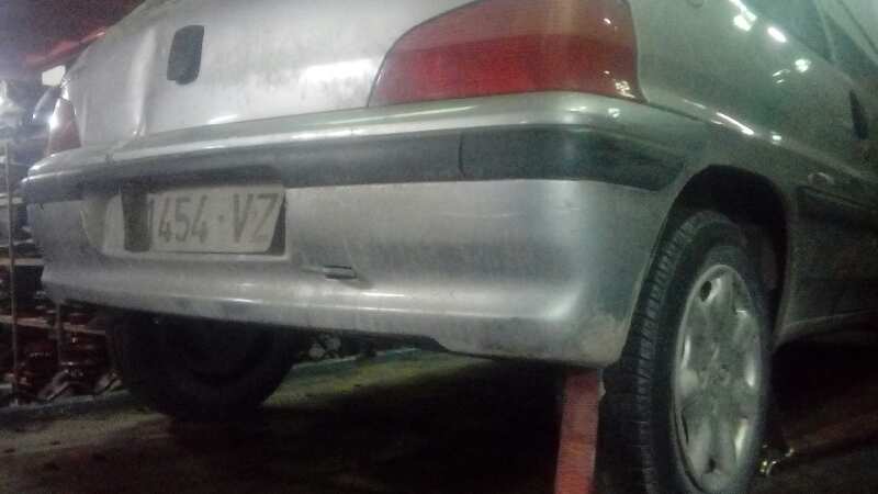 PARAGOLPES TRASERO