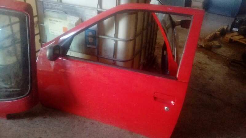 PUERTA DELANTERA IZQUIERDA