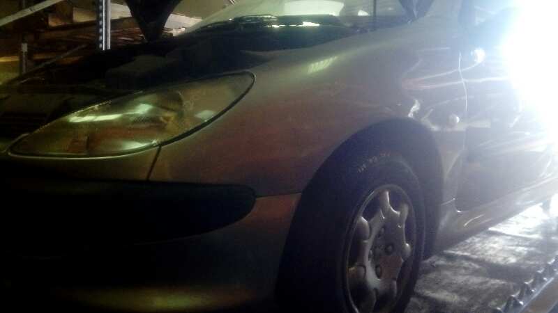 ELEVALUNAS DELANTERO IZQUIERDO