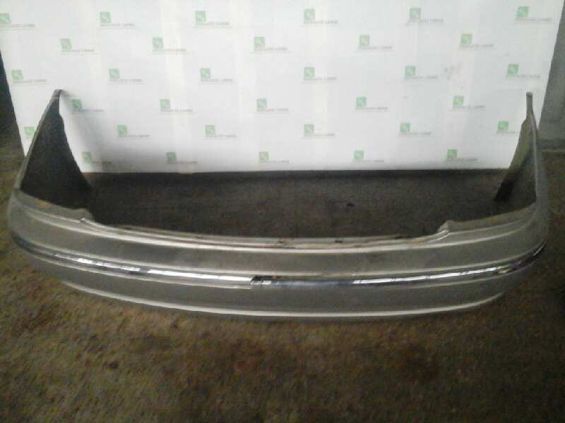 PARAGOLPES TRASERO