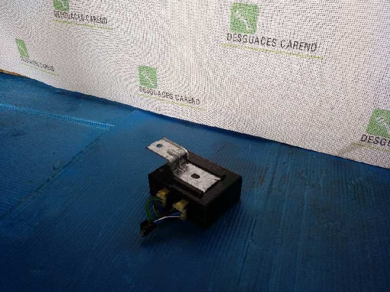 CAJA RELES / FUSIBLES HONDA CIVIC AERODECK (MB/MC)