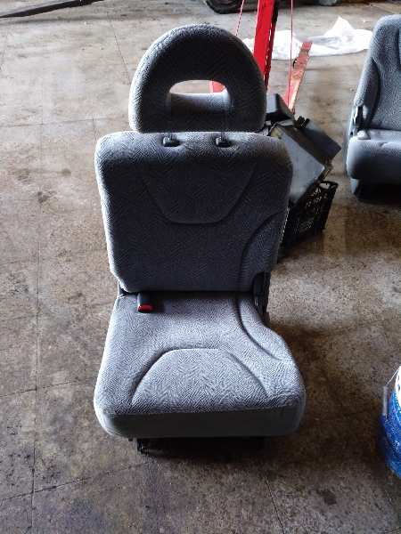 ASIENTOS TERCERA FILA