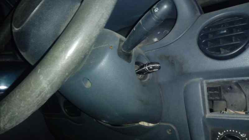 CONMUTADOR DE ARRANQUE