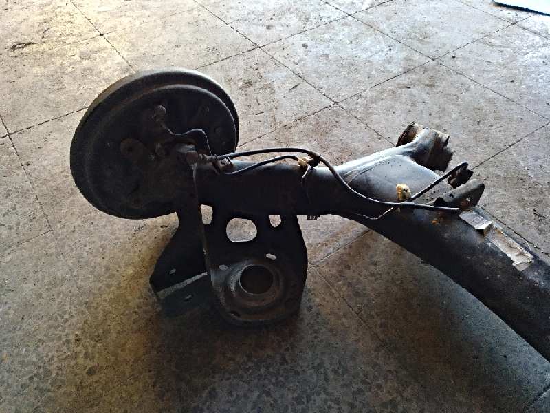 EJE TRASERO 