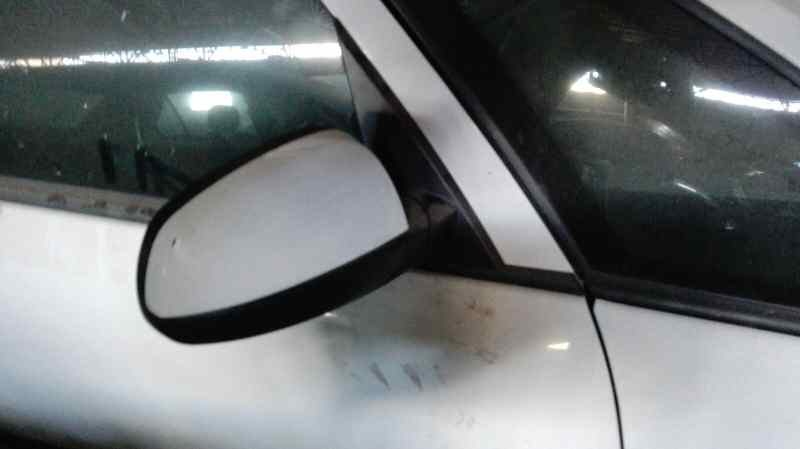 RETROVISOR DERECHO