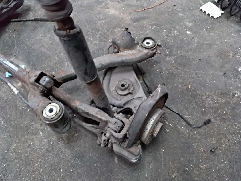 BRAZO SUSPENSION INFERIOR TRASERO IZQUIERDO