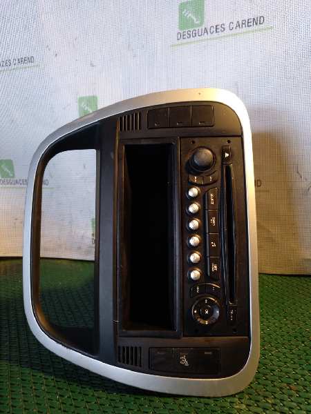 SISTEMA AUDIO / RADIO CD