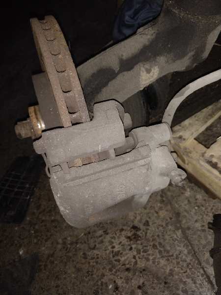 PINZA FRENO DELANTERA DERECHA
