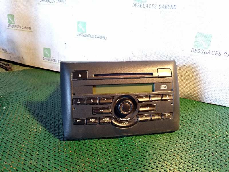 SISTEMA AUDIO / RADIO CD