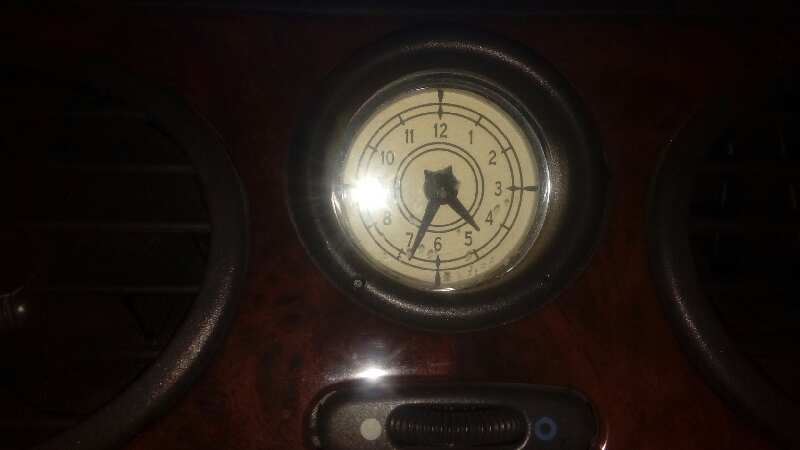 RELOJ