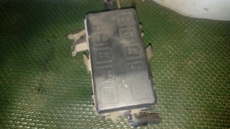 CAJA RELES / FUSIBLES