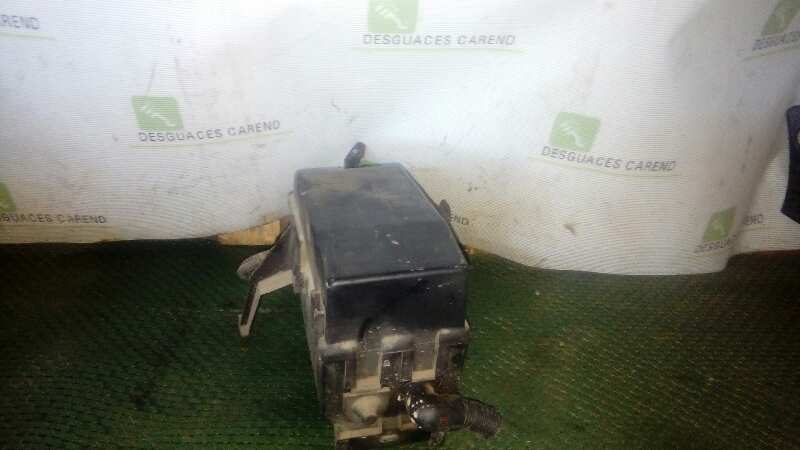 CAJA RELES / FUSIBLES