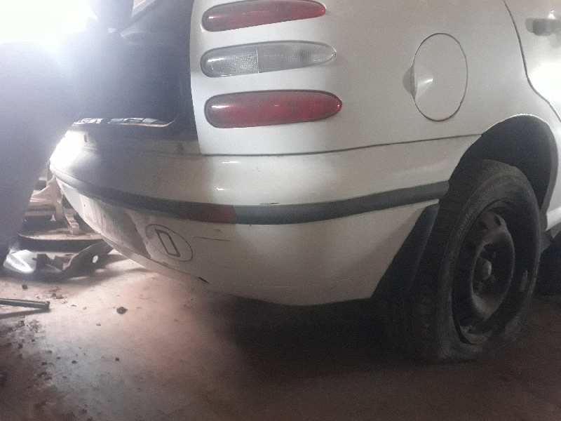 PARAGOLPES TRASERO