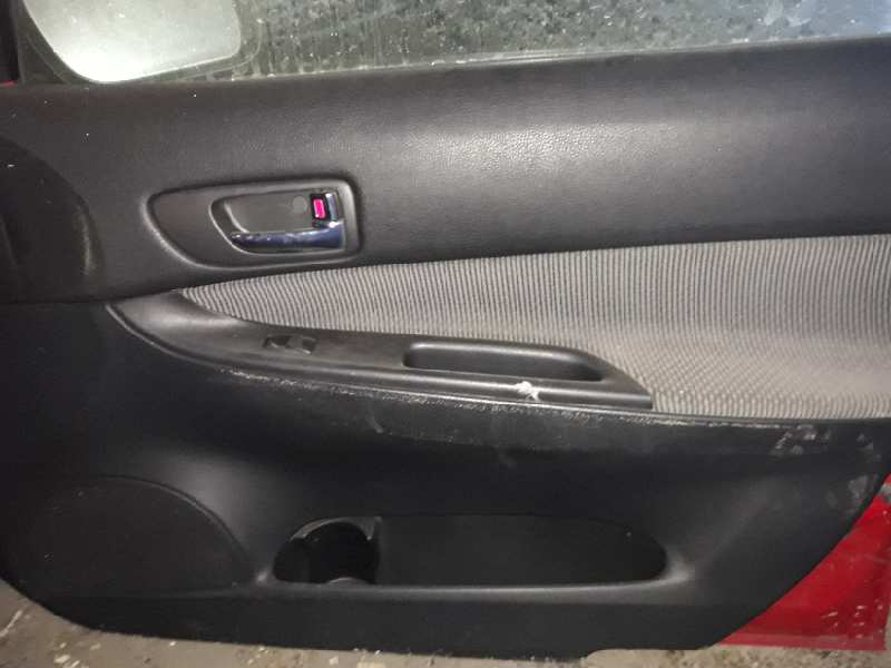 GUARNECIDO PUERTA DELANTERA DERECHA