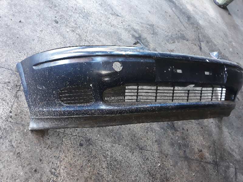 PARAGOLPES DELANTERO