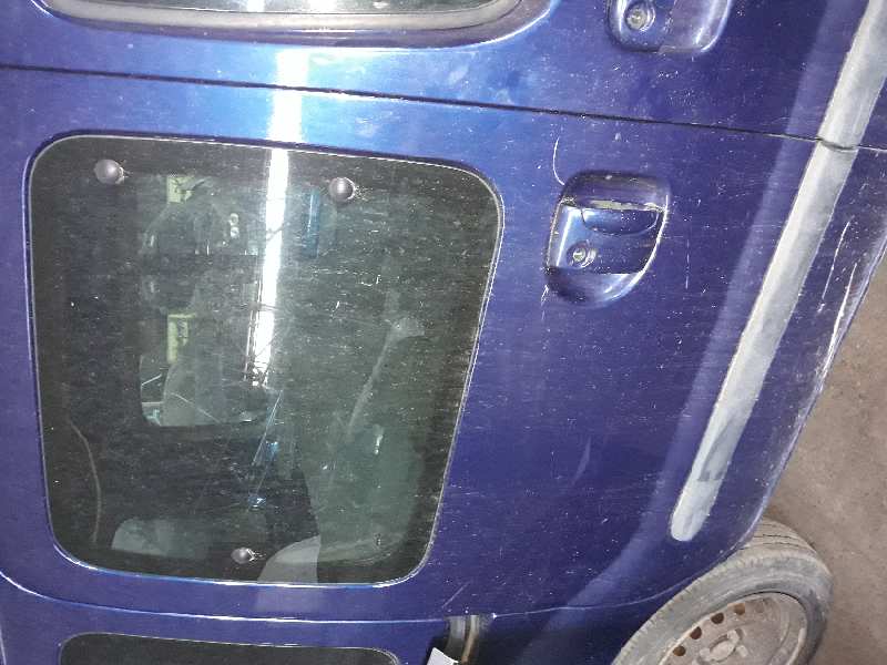 PUERTA LATERAL CORREDERA DERECHA