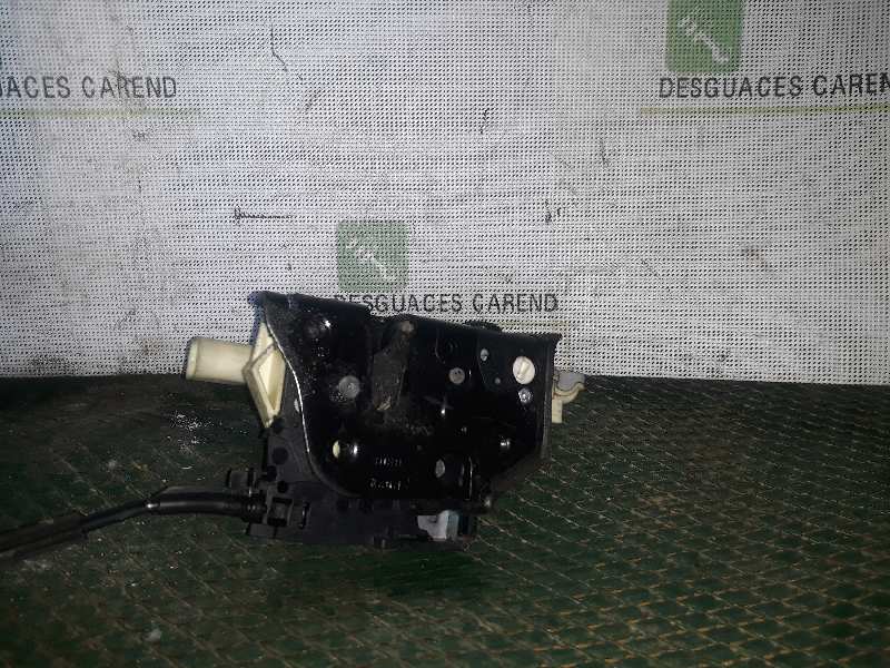CERRADURA PUERTA TRASERA DERECHA 