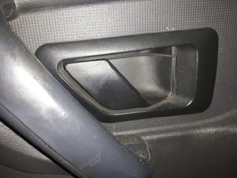 MANETA INTERIOR DELANTERA DERECHA