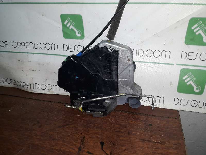 CERRADURA PUERTA DELANTERA IZQUIERDA 