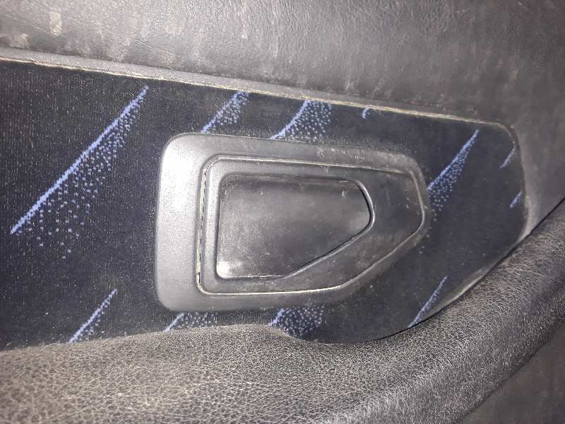 MANETA INTERIOR DELANTERA IZQUIERDA