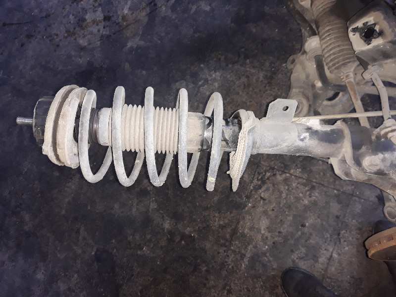 AMORTIGUADOR DELANTERO DERECHO