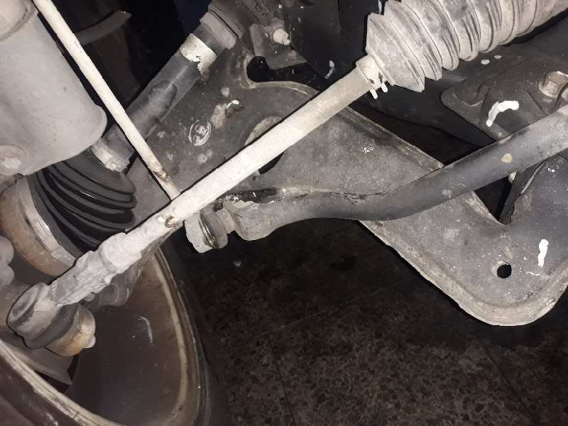 BRAZO SUSPENSION INFERIOR DELANTERO IZQUIERDO