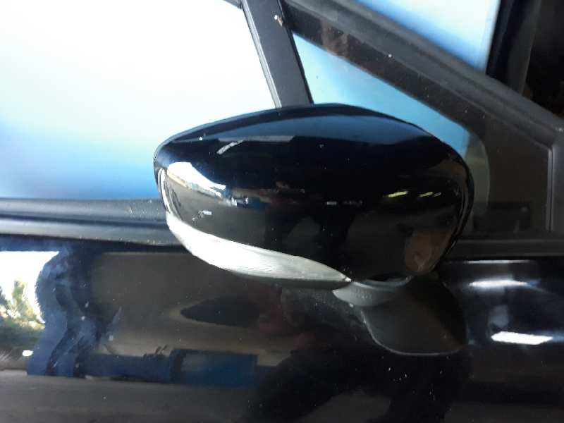 RETROVISOR DERECHO