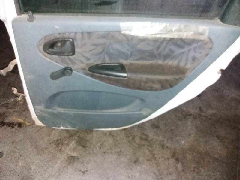 ELEVALUNAS TRASERO DERECHO