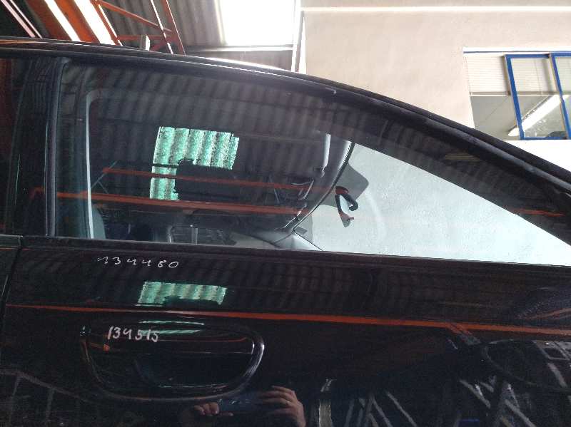 LUNA DELANTERA DERECHA