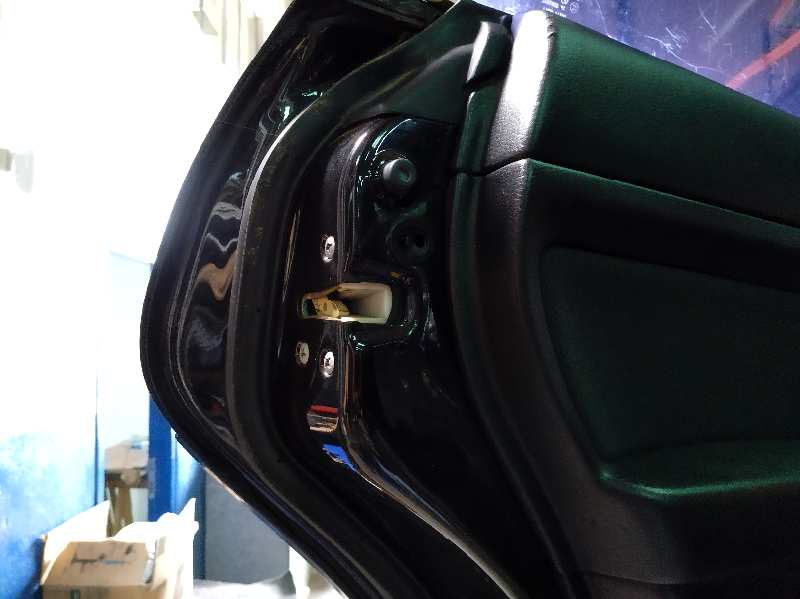 CERRADURA PUERTA TRASERA IZQUIERDA 