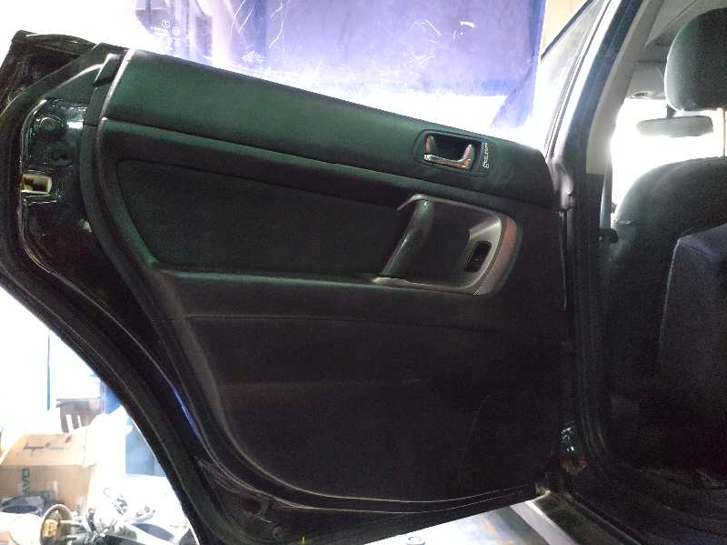 GUARNECIDO PUERTA TRASERA IZQUIERDA