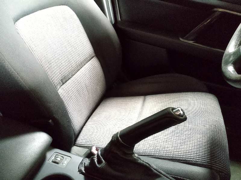 ASIENTO DELANTERO IZQUIERDO