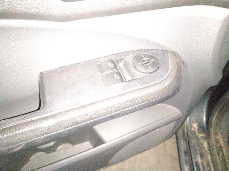 MANDO ELEVALUNAS DELANTERO IZQUIERDO 