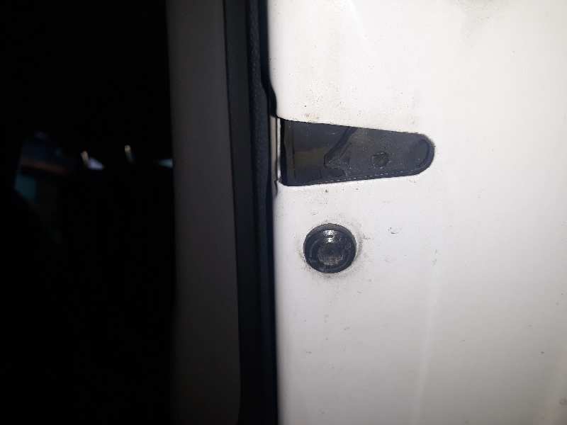 CERRADURA PUERTA TRASERA DERECHA 