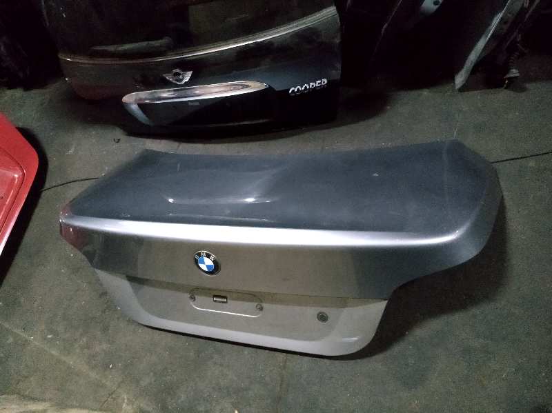 PORTON TRASERO