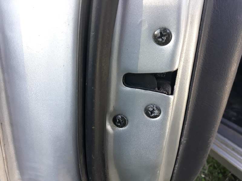 CERRADURA PUERTA DELANTERA IZQUIERDA