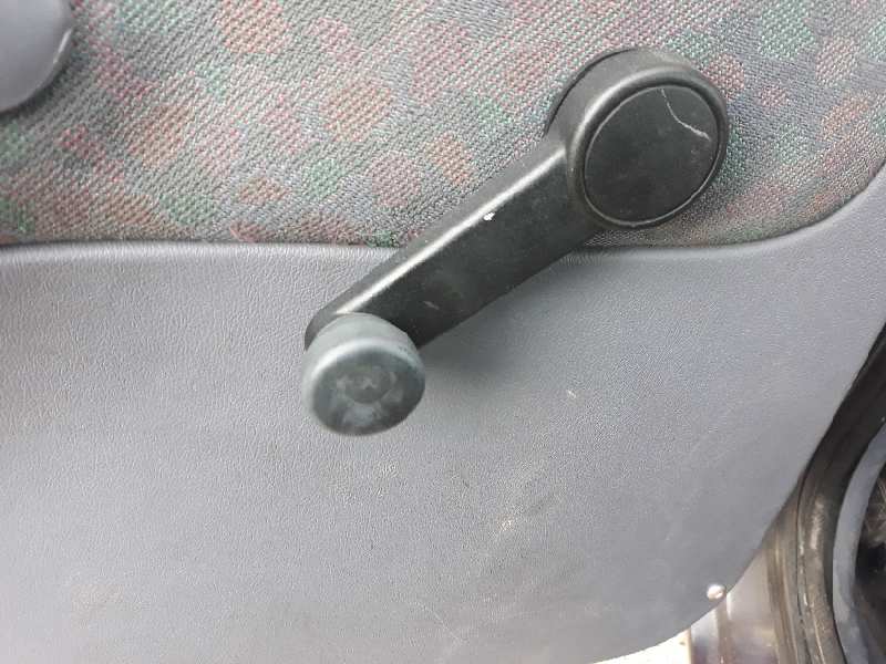 ELEVALUNAS TRASERO IZQUIERDO