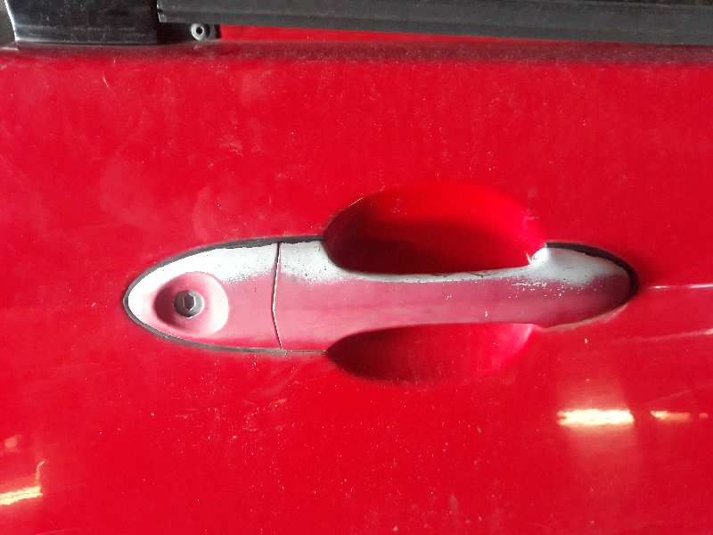 MANETA EXTERIOR DELANTERA DERECHA