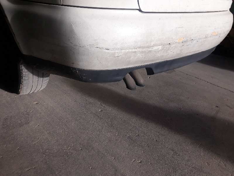 PARAGOLPES TRASERO