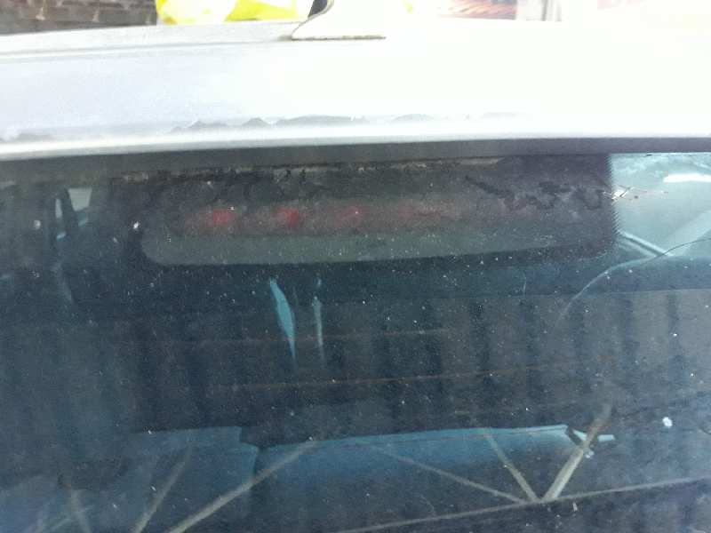 LUZ CENTRAL DE FRENO